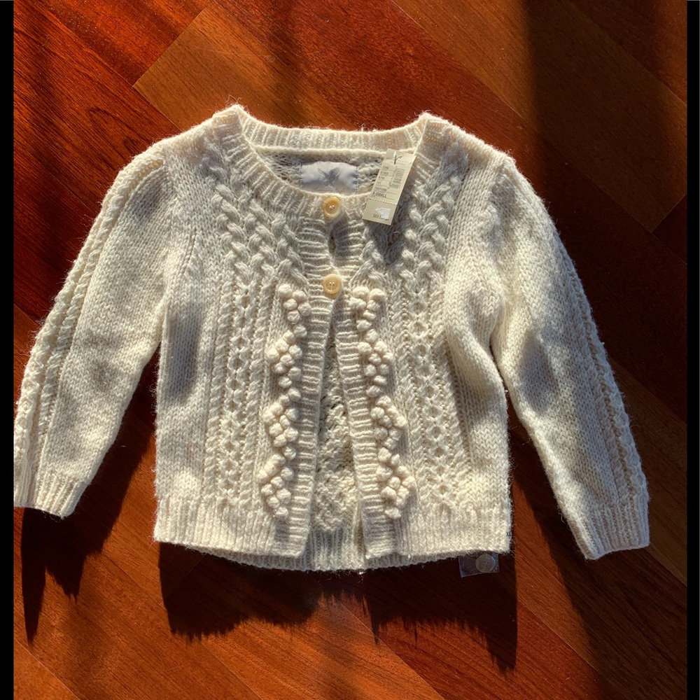 *NEW* American Eagle Sweater
